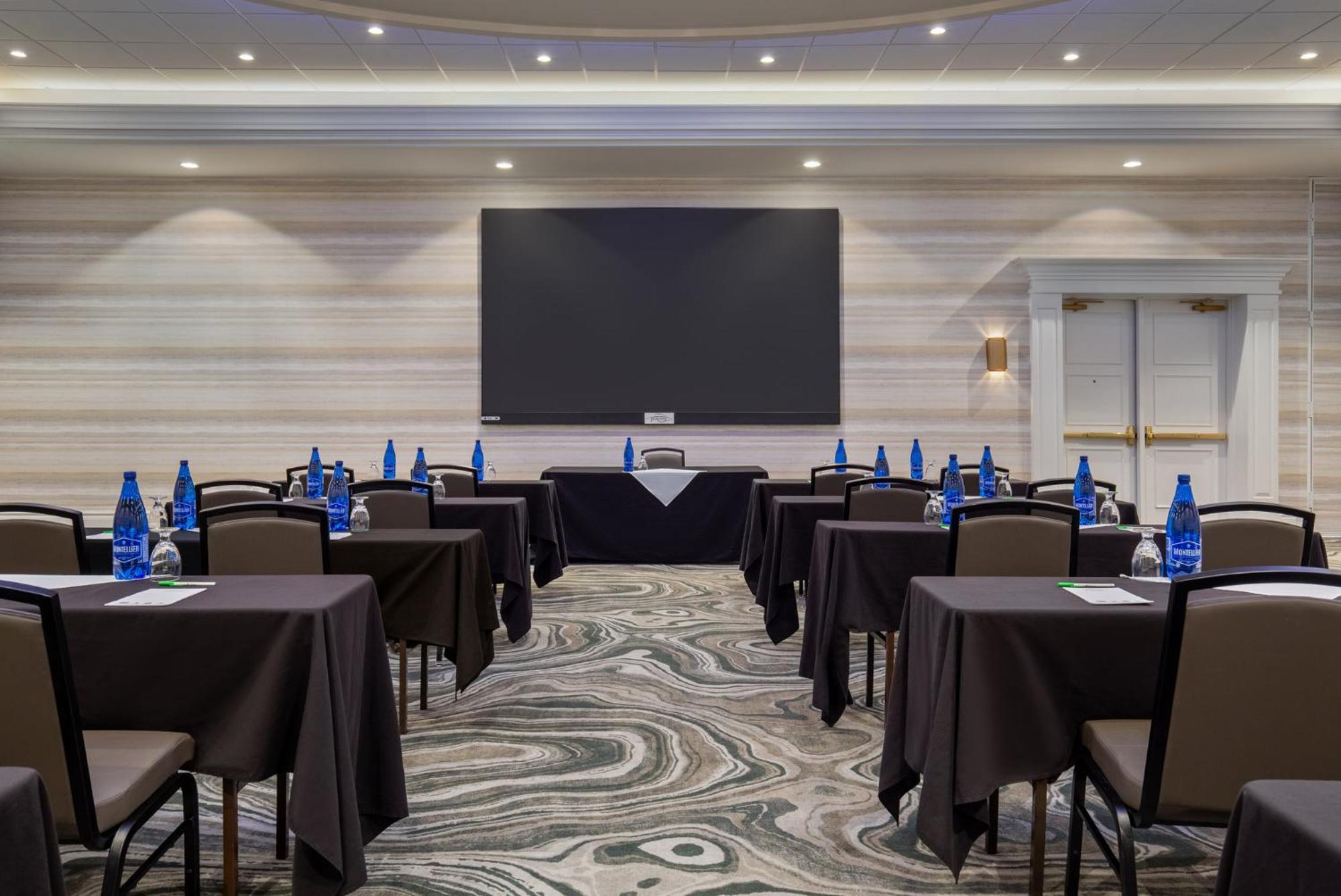 Holiday Inn Hotel & Suites St.Catharines-Niagara By Ihg Saint Catharines Bagian luar foto
